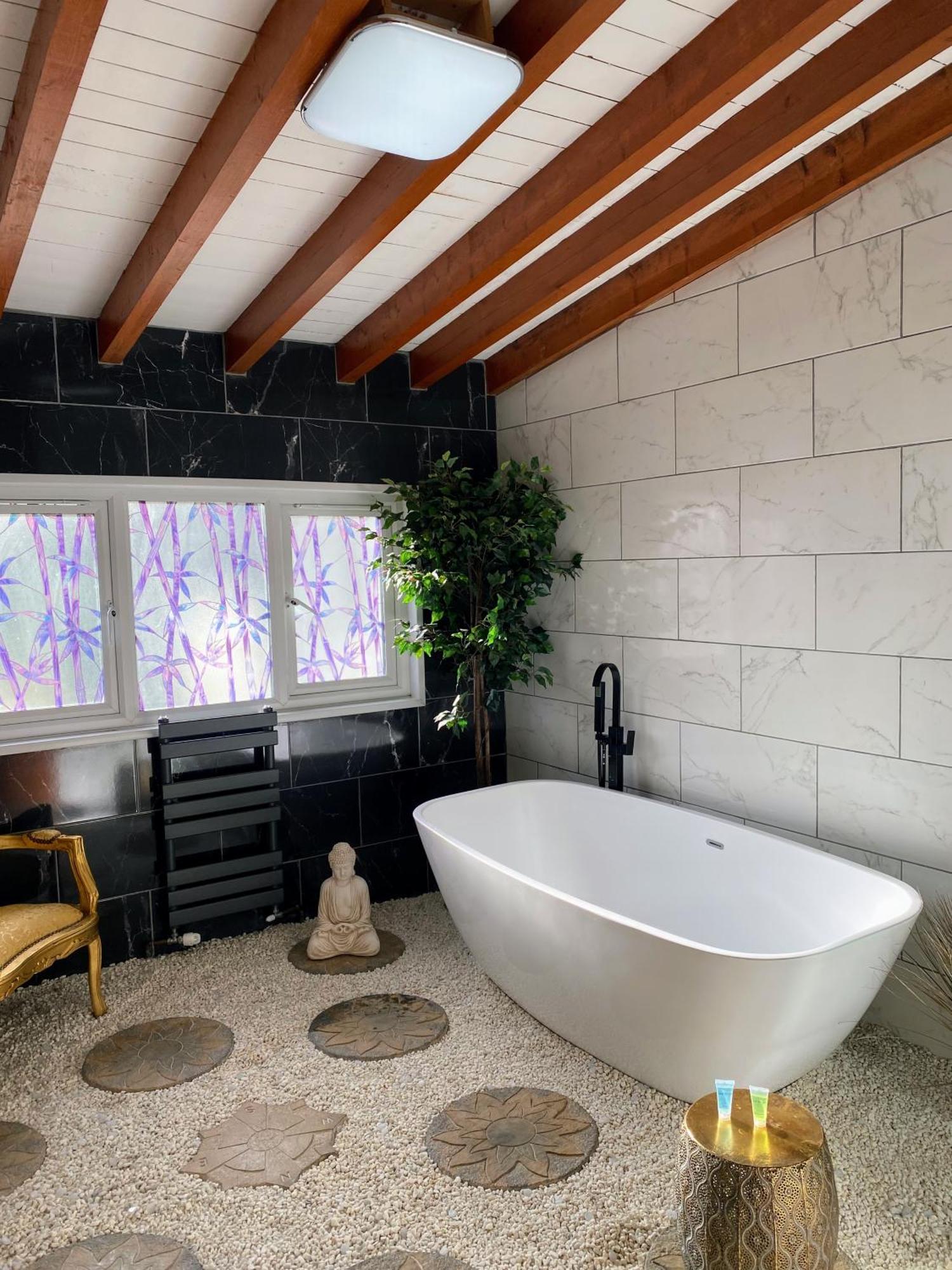Kaoglen Zen-Feature Bath-Dunkeld-Route 500 Villa Balnald Exterior photo